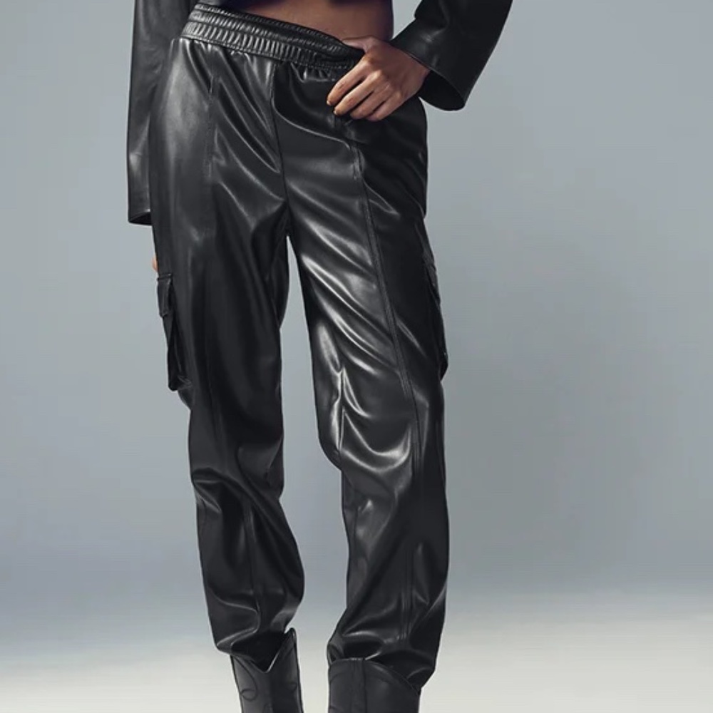 Alo Yoga Faux Leather Power Hour Joggers XS